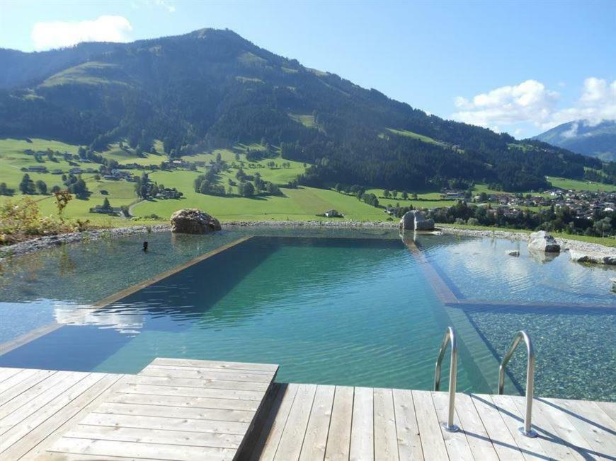 Haus Waldhof Lägenhet Brixen im Thale Exteriör bild