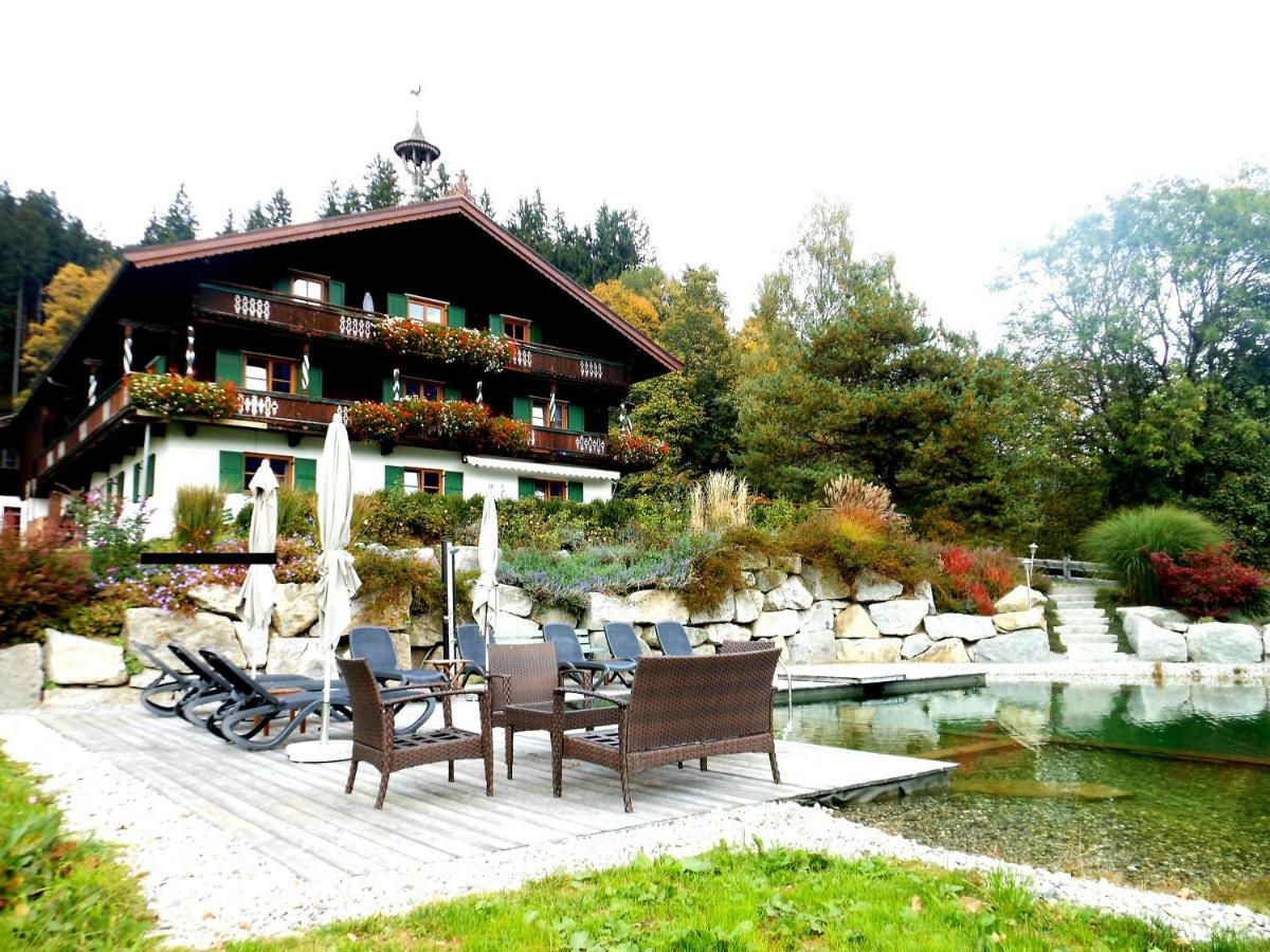 Haus Waldhof Lägenhet Brixen im Thale Exteriör bild